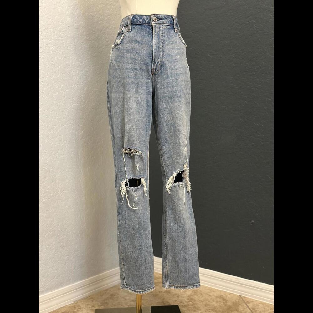 Abercrombie & Fitch Distressed High-Waisted Skinny Jeans - Light Blue Wash
